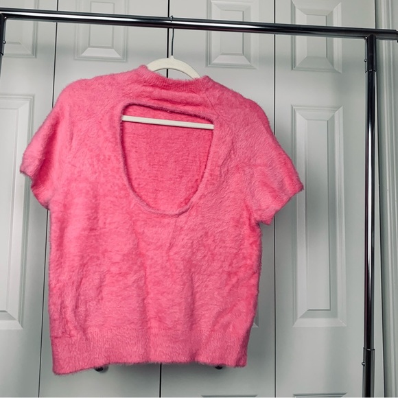 Anthropologie Maeve Hot Pink short sleeved sweater with peak-a-boo back. - Picture 2 of 4